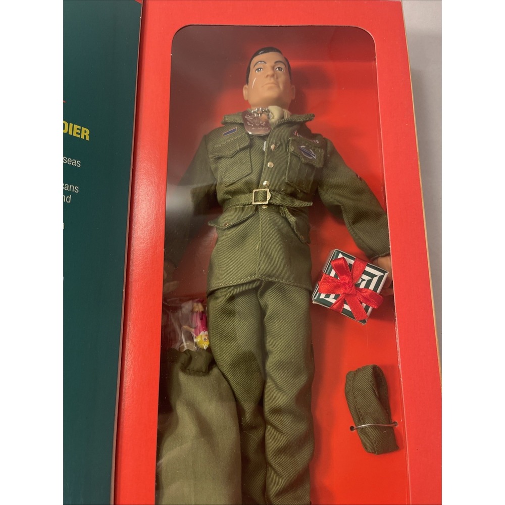 GI Joe Home for the Holidays Soldier Limited Edition Collector's Figure 1996 NEW - Picture 3 of 16